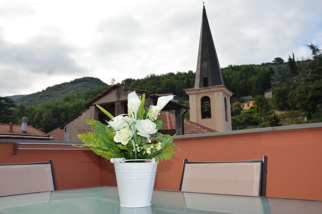 Il Cuore Del Borgo - Holiday Home Borgomaro Luaran gambar